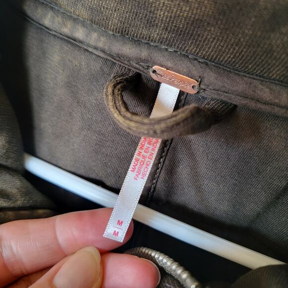 Free People Oversized Quilted Military Green Knit Zip Up Jacket Size M - Picture 6 of 9